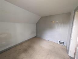 56 6th Street N, Brandon, MB R7A2P1 Photo 12