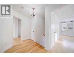 Family room - 108 Olde Bayview Avenue, Richmond Hill, ON L4E3C7 Photo 12