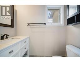 2pc Bathroom - 108 Olde Bayview Avenue, Richmond Hill, ON L4E3C7 Photo 11