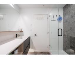 105 19577 65b Avenue, Surrey, BC V4N6Y3 Photo 24