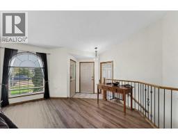 4pc Bathroom - 402 Stratton Way Se, Medicine Hat, AB T1B4N2 Photo 8