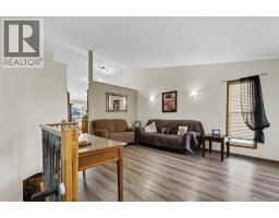 Bedroom - 402 Stratton Way Se, Medicine Hat, AB T1B4N2 Photo 6