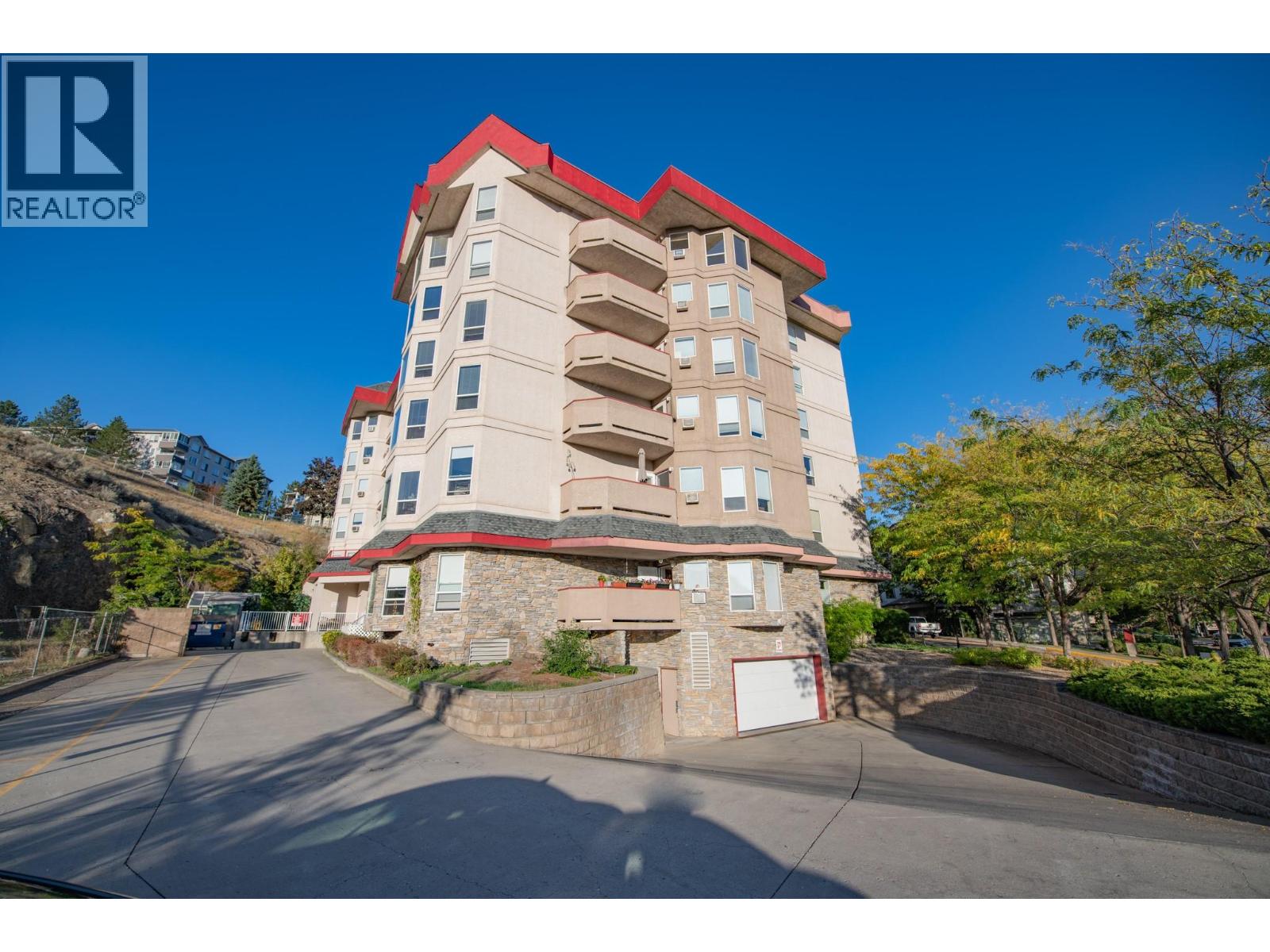 #215 3011 Gateby Place - Image 40