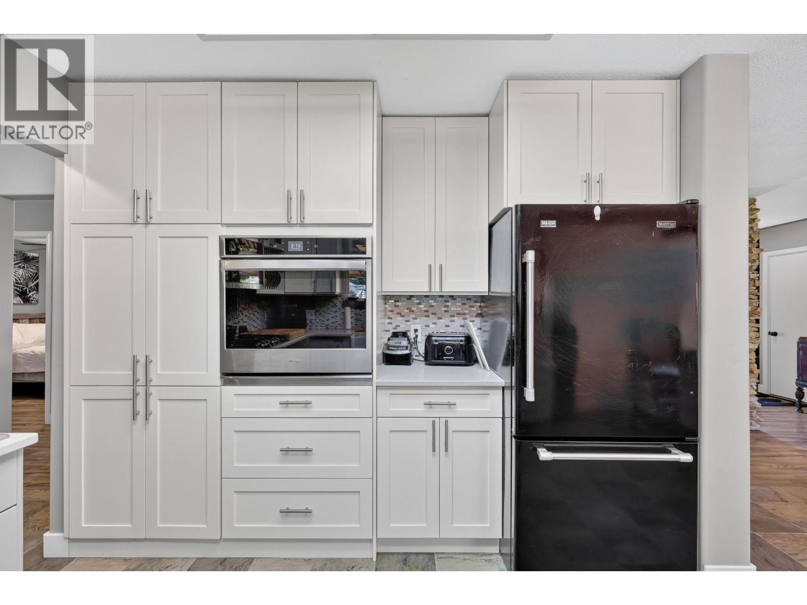 10657 Cheryl Road, Lake Country