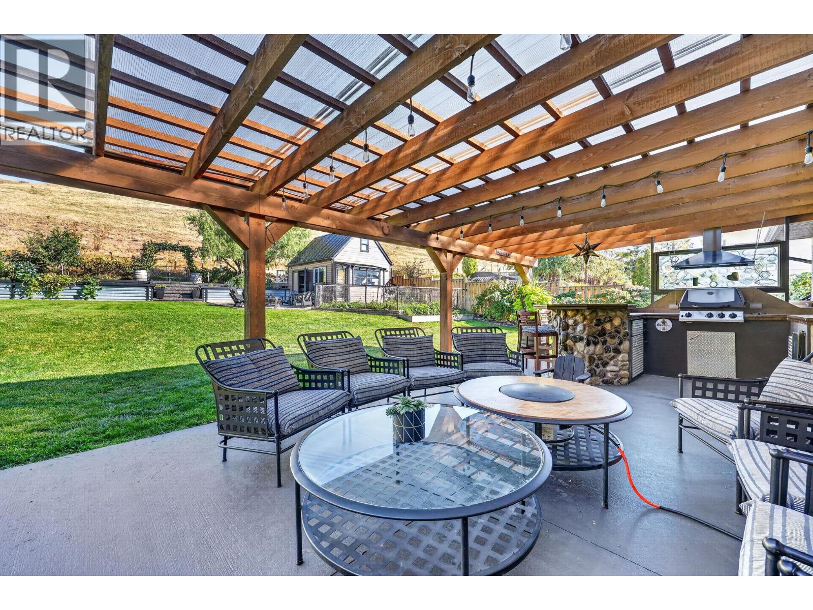 10657 Cheryl Road, Lake Country