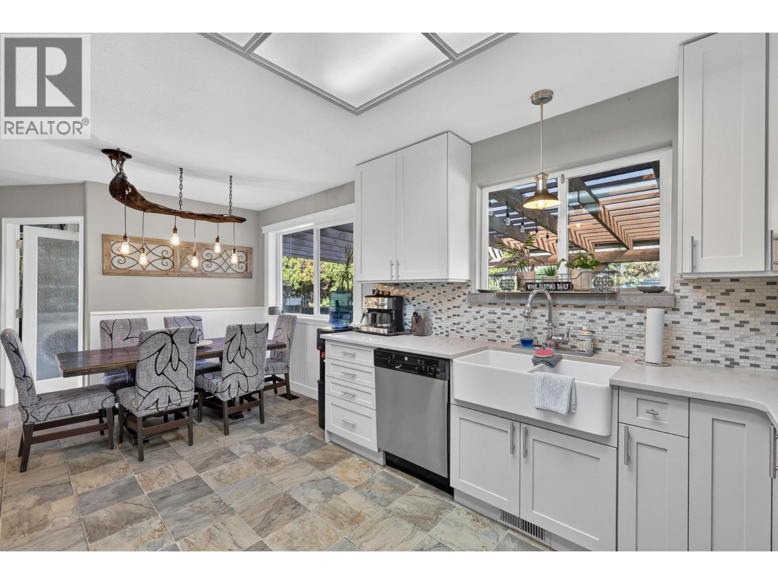 10657 Cheryl Road, Lake Country