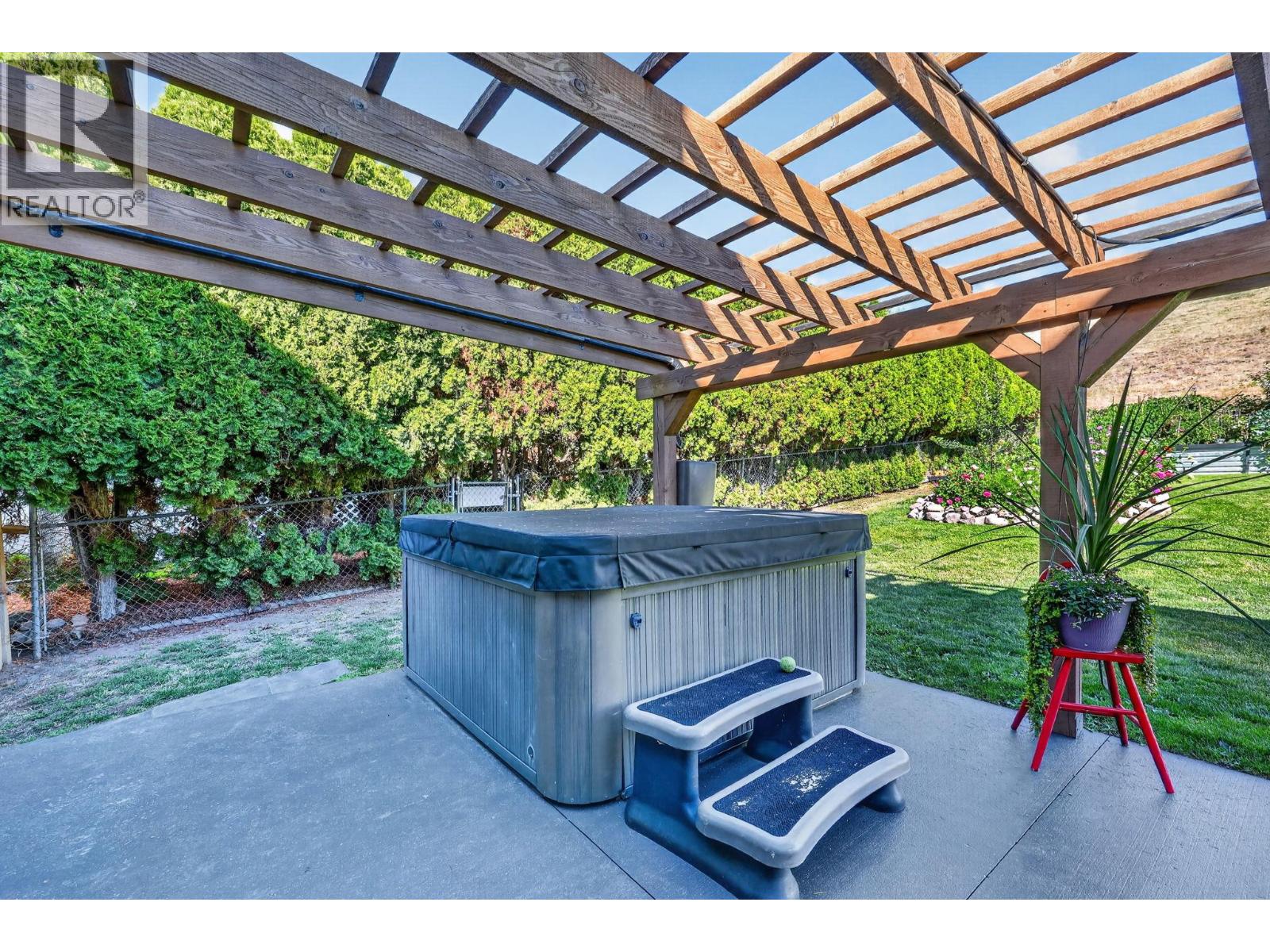 10657 Cheryl Road, Lake Country