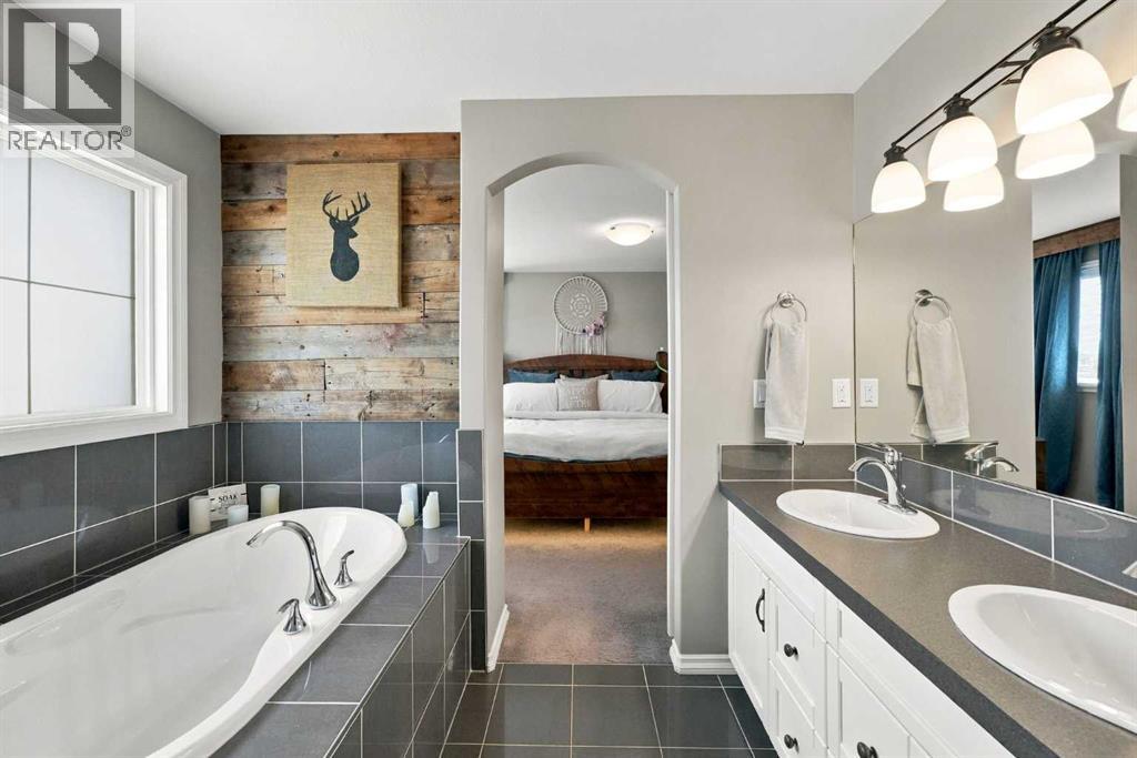 Listing photo – 22 Healey Street, Penhold
