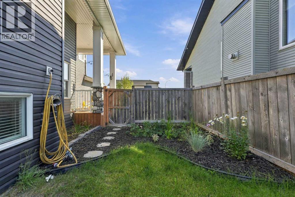 Listing photo – 22 Healey Street, Penhold