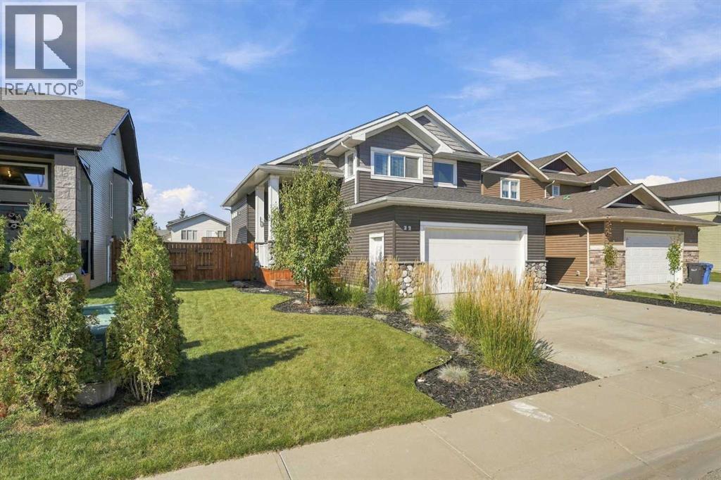 Listing photo – 22 Healey Street, Penhold