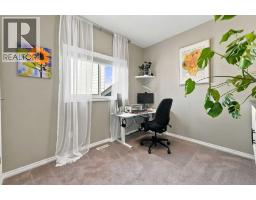 Bedroom - 22 Healey Street, Penhold, AB T0M1R0 Photo 11
