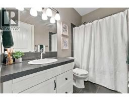 Bedroom - 22 Healey Street, Penhold, AB T0M1R0 Photo 12