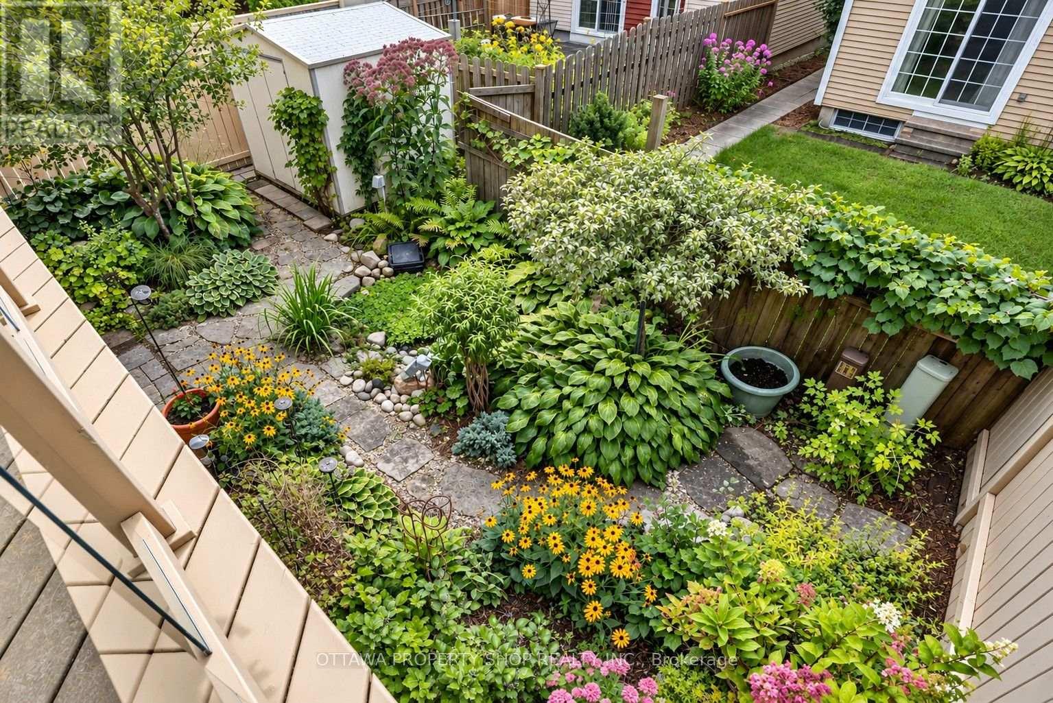 3146 DUMAURIER AVENUE - Image 34