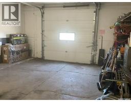 137 1st Street E, Ponteix, SK S0N1Z0 Photo 11