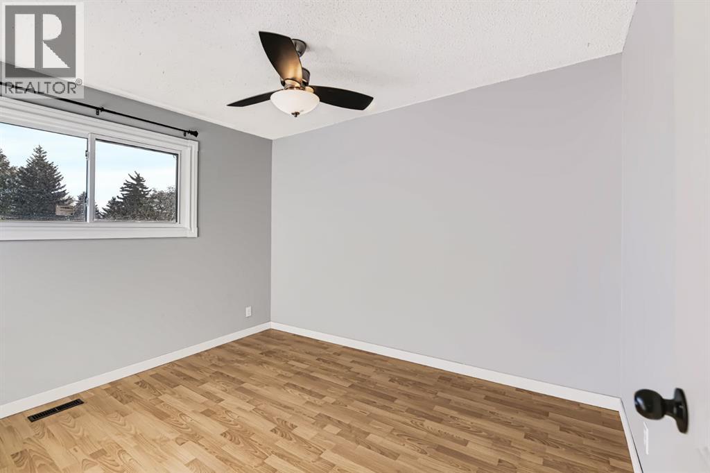 Listing photo – 29 Abbott Close, Red Deer