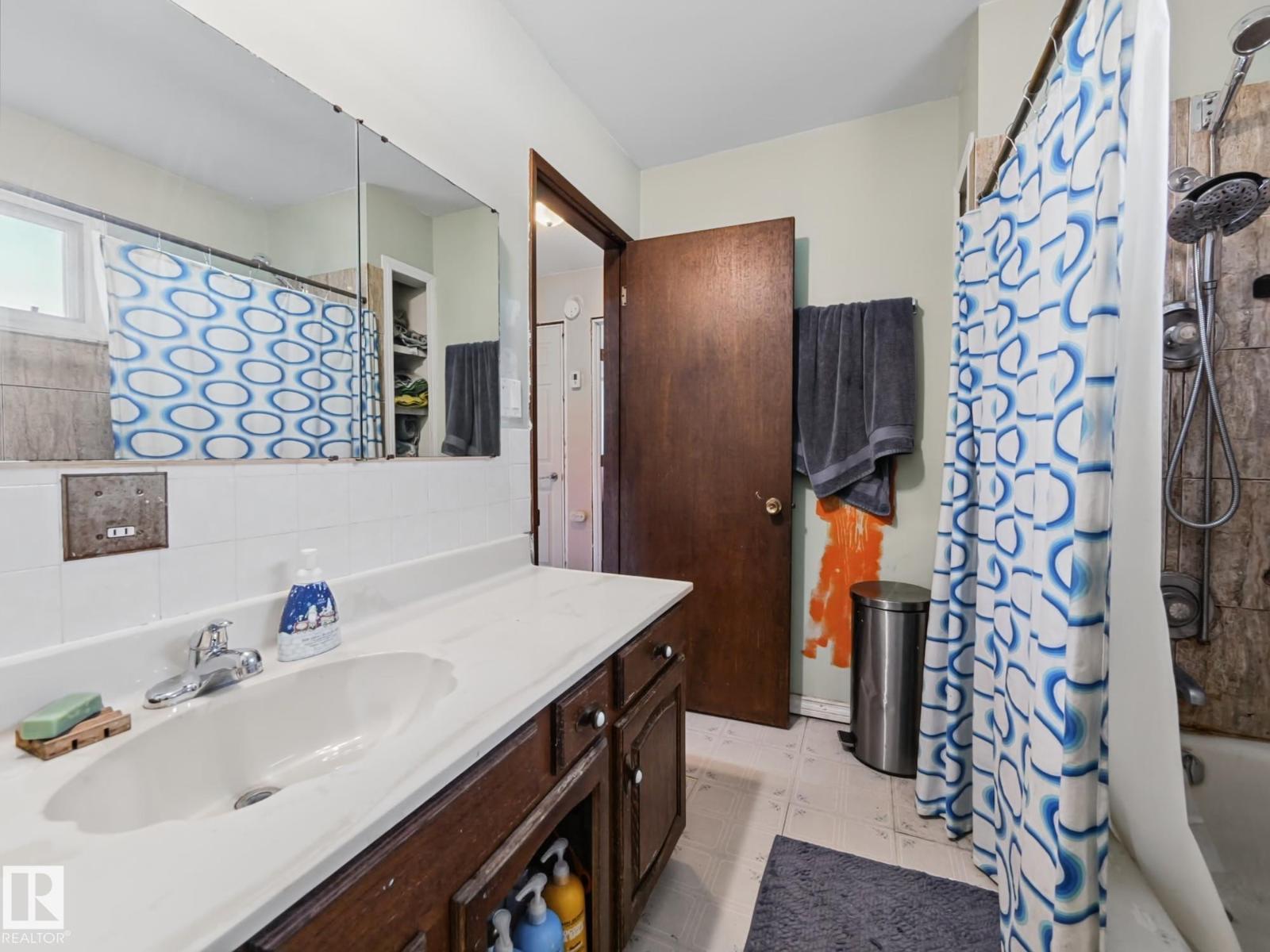 3515 51 ST NW - 44