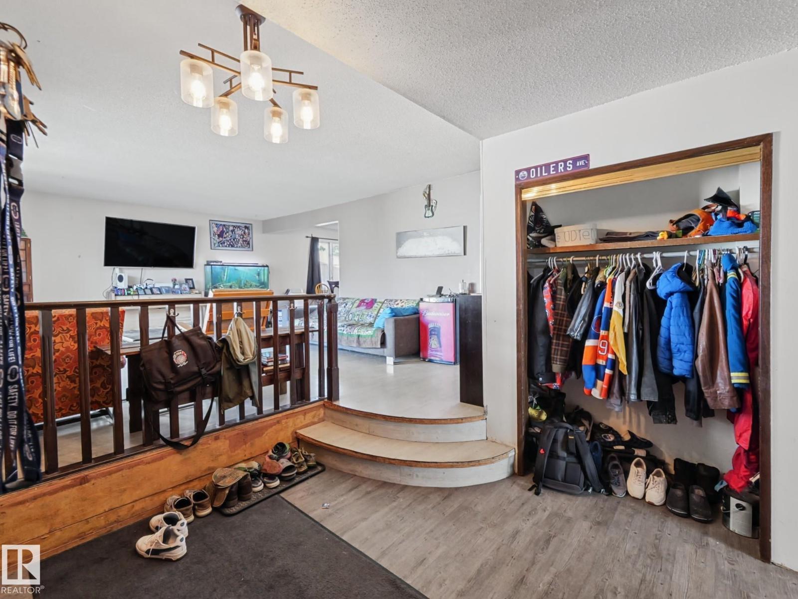 3515 51 ST NW - 7