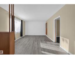 Bedroom 3 - 140 Willow St, Sherwood Park, AB T8A1P2 Photo 6