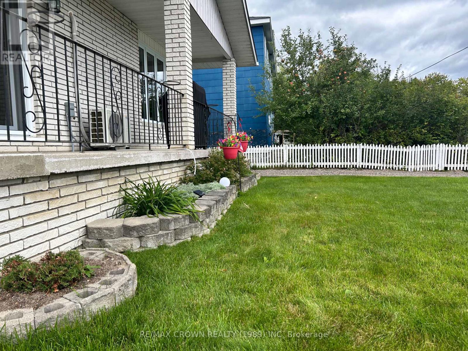 85 BYNG AVENUE E, Kapuskasing — photo 2