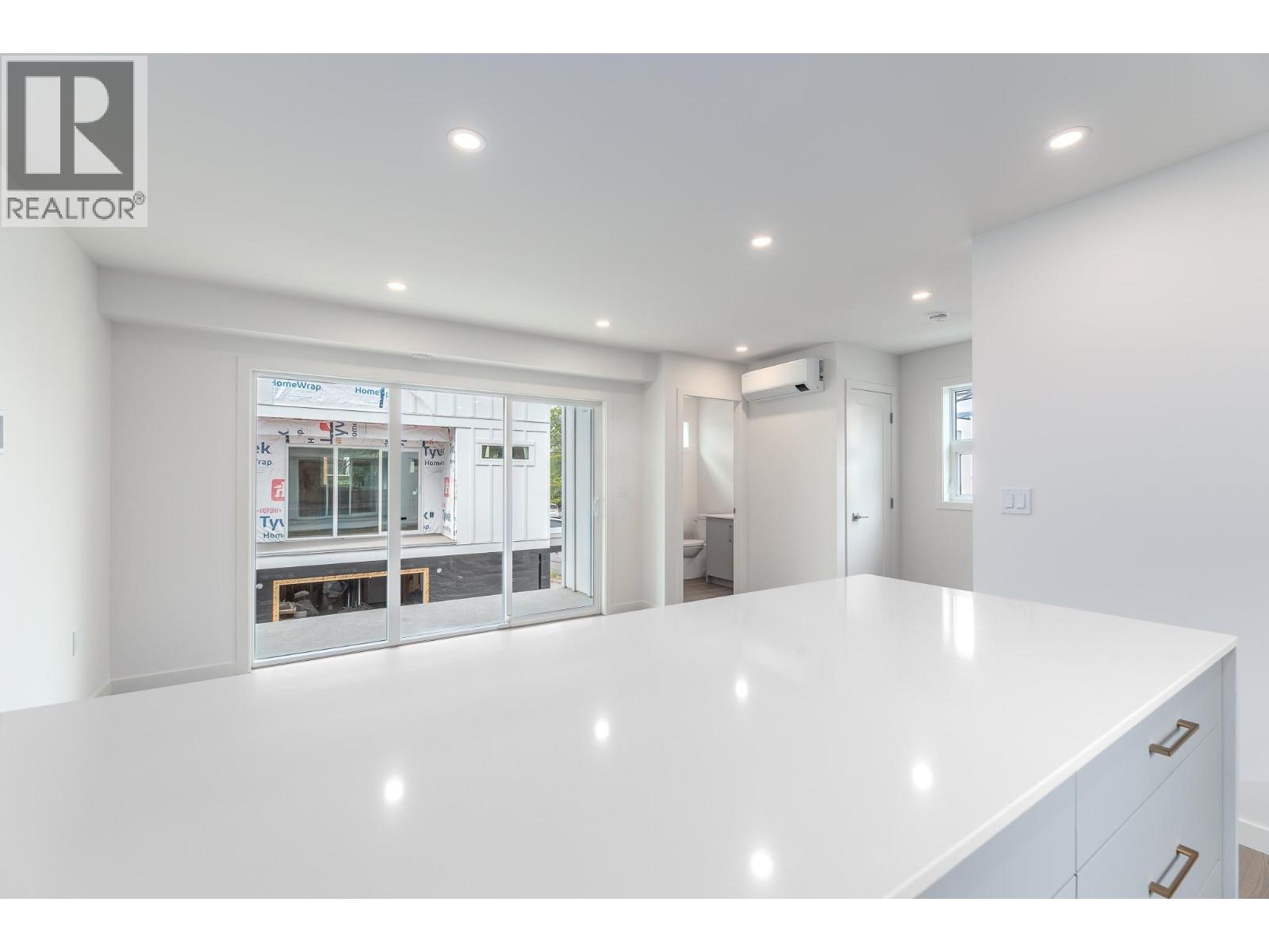 #101 783 WINNIPEG Street Lot# 1 - 10