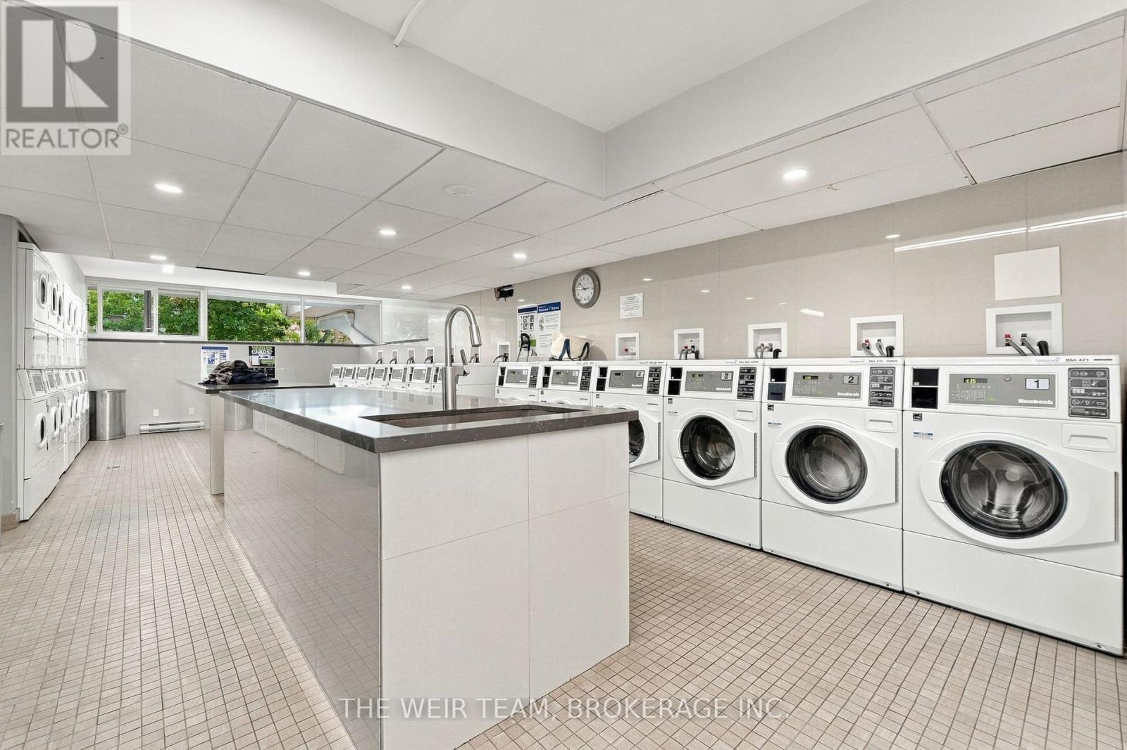 #2110 30 GLOUCESTER STREET - 34