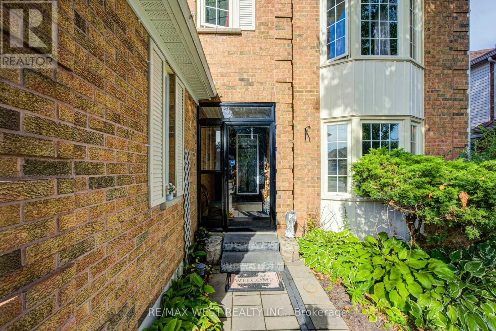 114 ROBERT ADAMS DRIVE, Clarington (Courtice) — photo 3