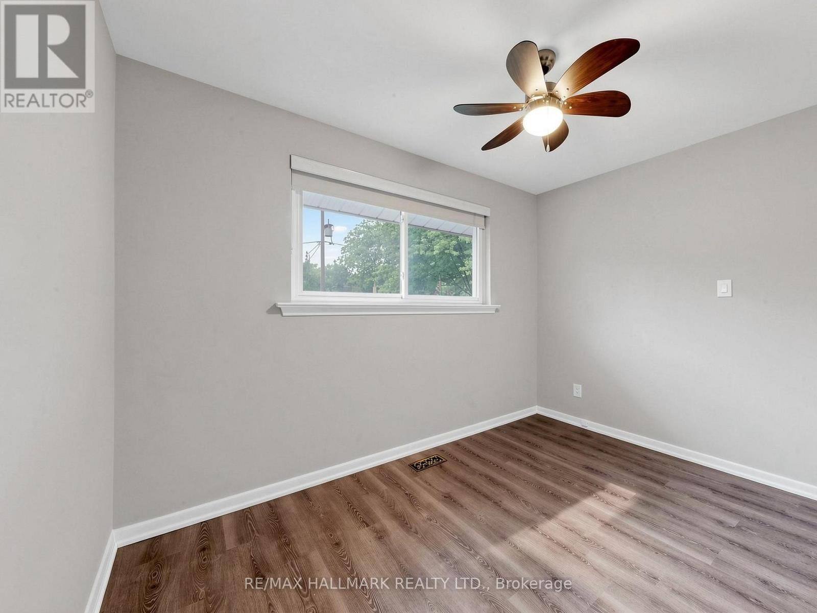59 Woodgarden Crescent — photo 33