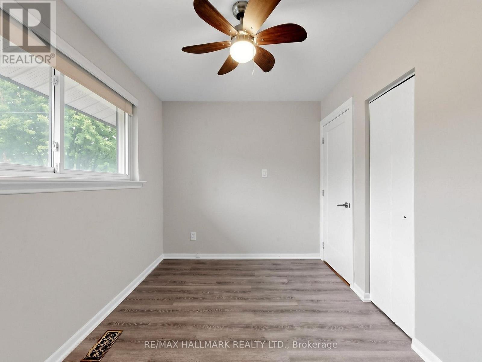 59 Woodgarden Crescent — photo 34