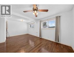 6407 34 Avenue Nw, Calgary, AB T3B1M9 Photo 13