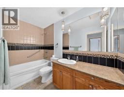 6407 34 Avenue Nw, Calgary, AB T3B1M9 Photo 16