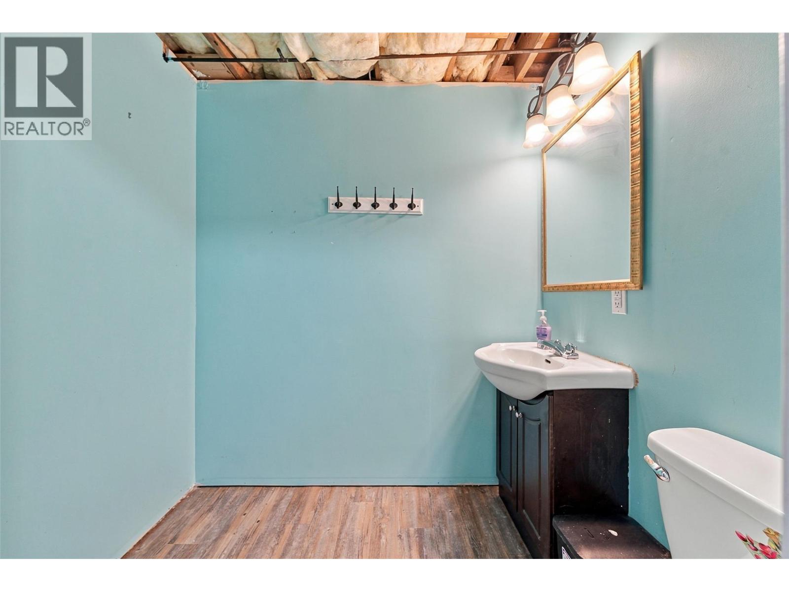 1621 Spartan Place - Image 32