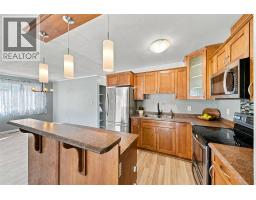 Full bathroom - 1621 Spartan Place, Kamloops, BC V2B7Z3 Photo 6
