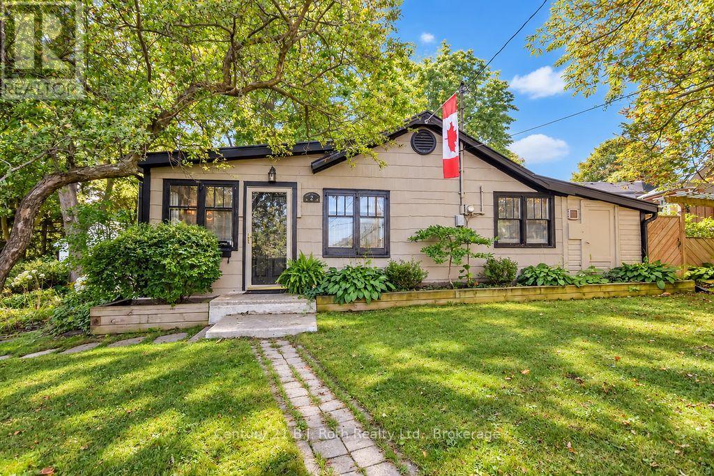 2 FRONT STREET, Orangeville