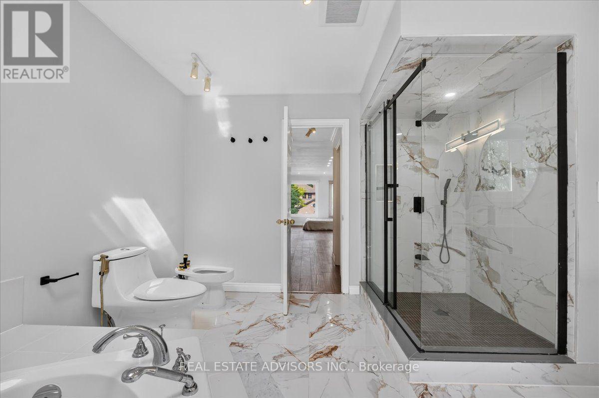 1 BRONTE ROAD - 33