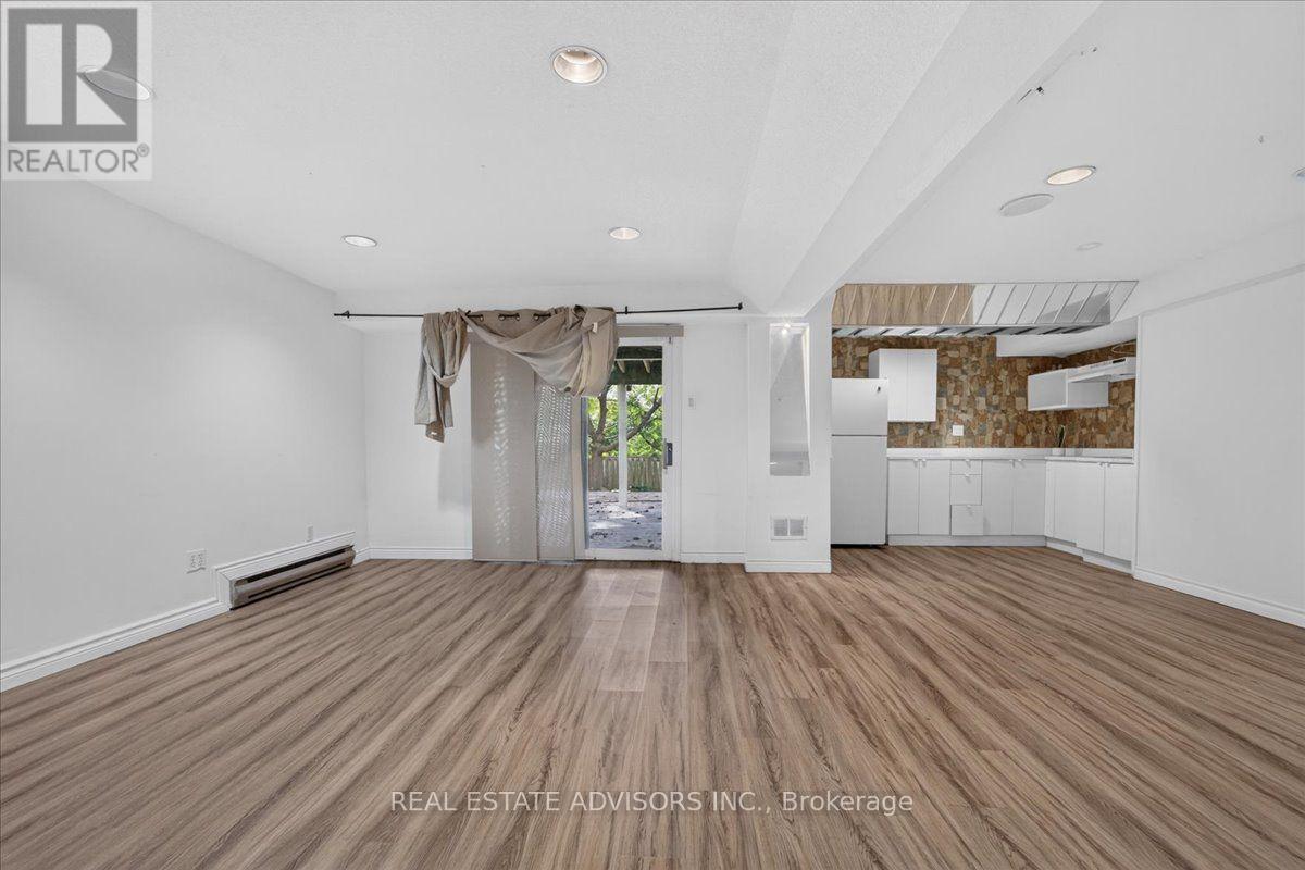 1 BRONTE ROAD - 40