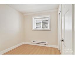 Basement 12970 60 Avenue, Surrey, BC V3X2L5 Photo 9