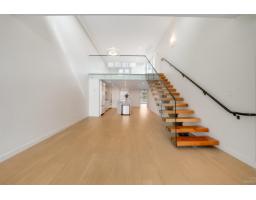 301 1150 Oxford Street, White Rock, BC V4B0B3 Photo 8