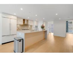 301 1150 Oxford Street, White Rock, BC V4B0B3 Photo 9