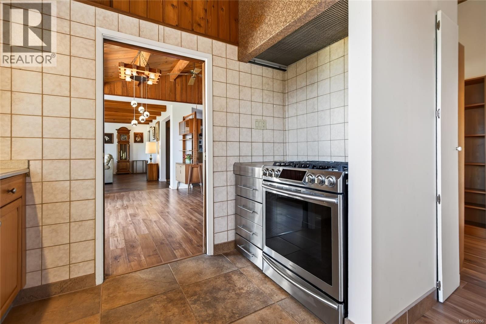 2911 Back Rd - 39