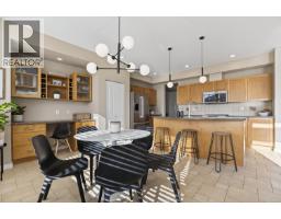 4 Hickory Drive, Port Moody, BC V3H5L9 Photo 7