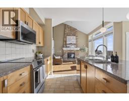 4 Hickory Drive, Port Moody, BC V3H5L9 Photo 8