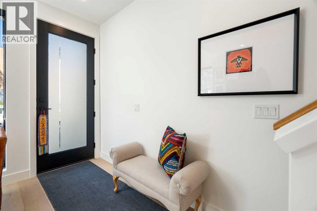2830 15 Street SW - 3