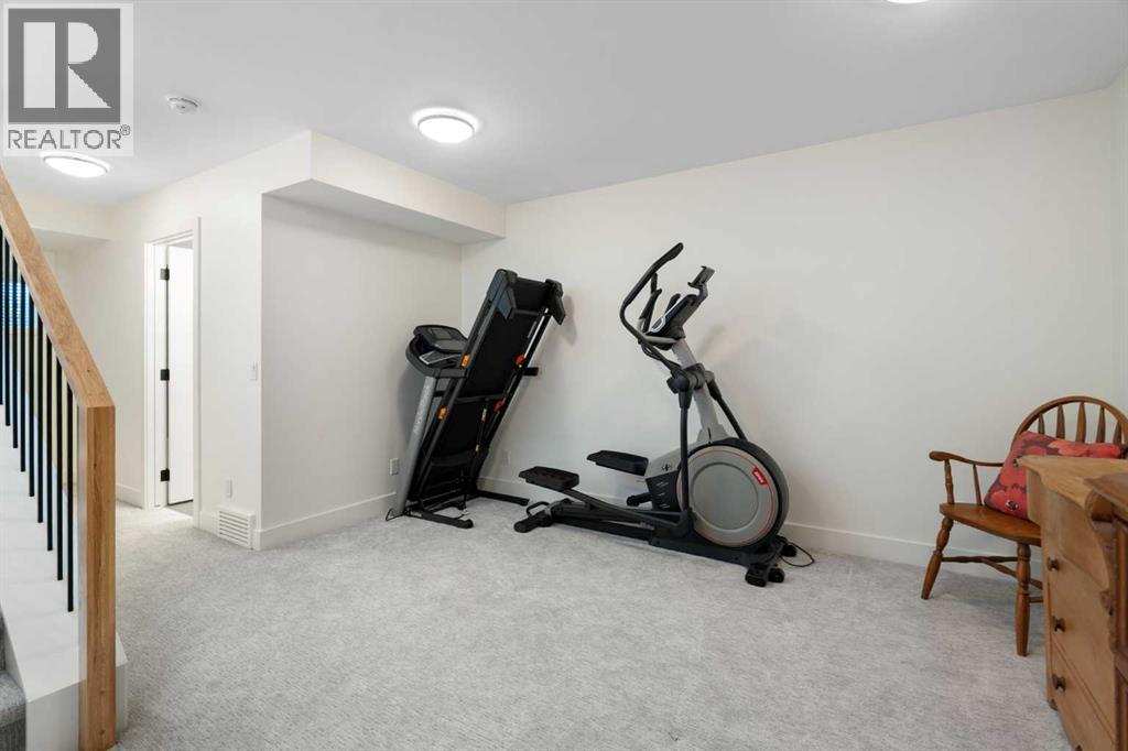 2830 15 Street SW - 37