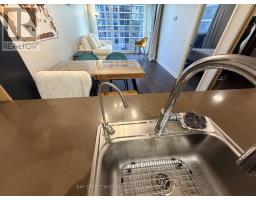 703 - 1 Valhalla Inn Road, Toronto, ON M9B1S9 Photo 10