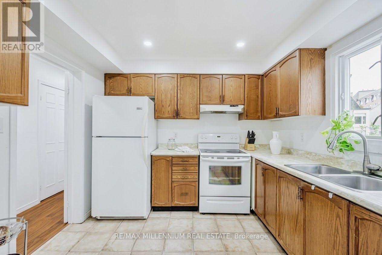 6 SPROULE DRIVE, Brampton (Downtown Brampton) — photo 5