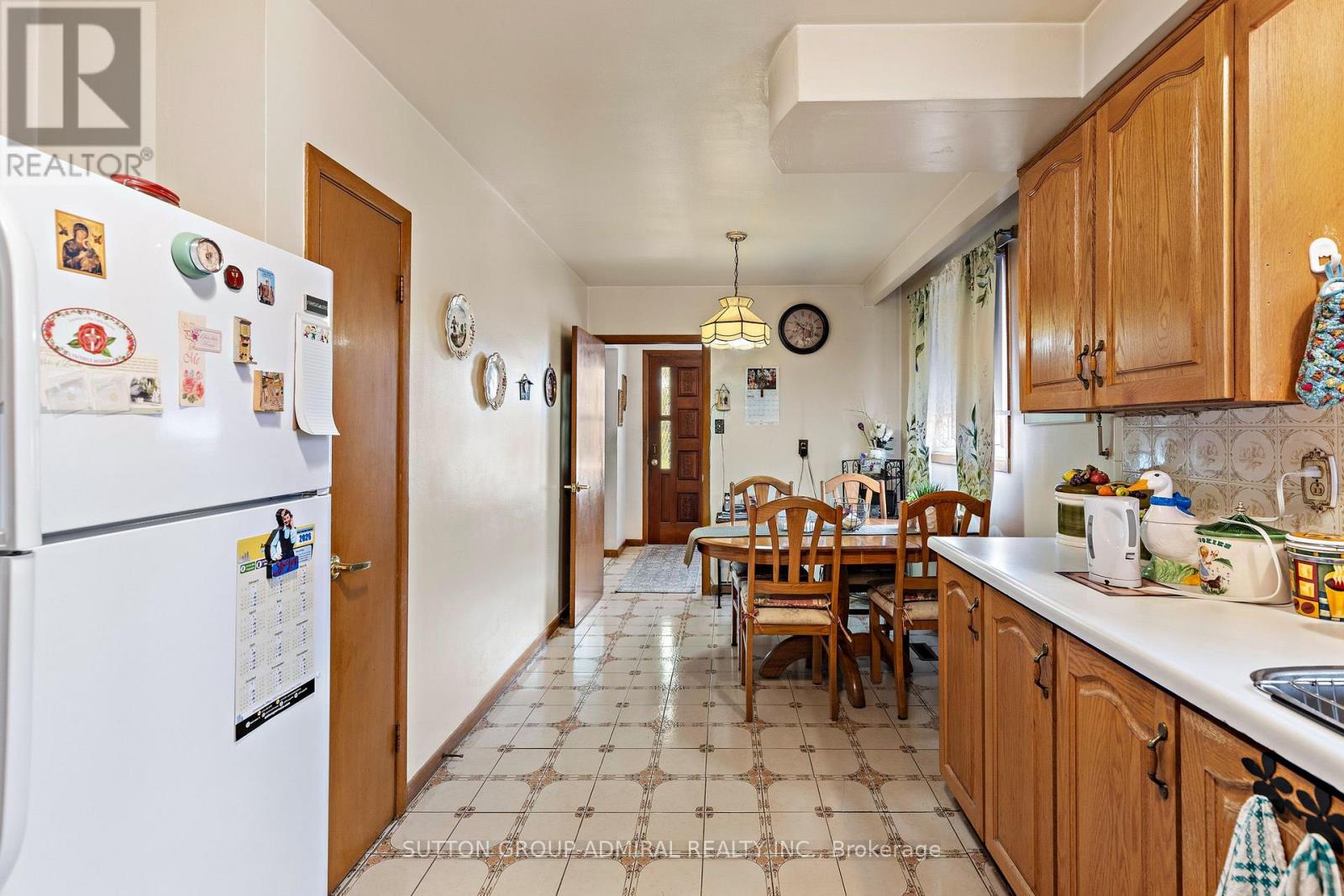 201 DERRYDOWN ROAD - 17