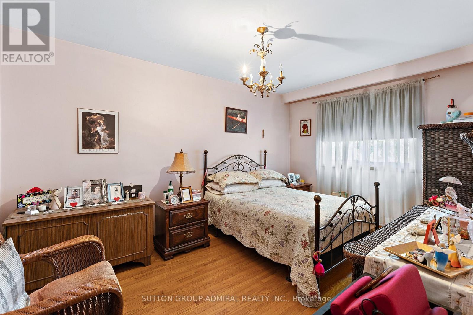 201 DERRYDOWN ROAD - 18