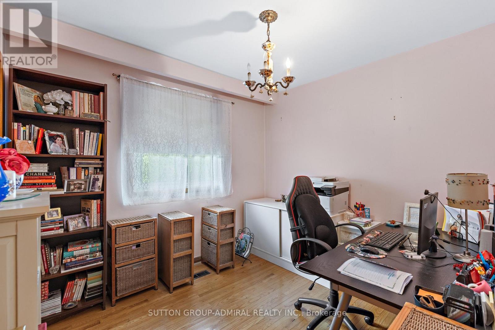 201 DERRYDOWN ROAD - 24