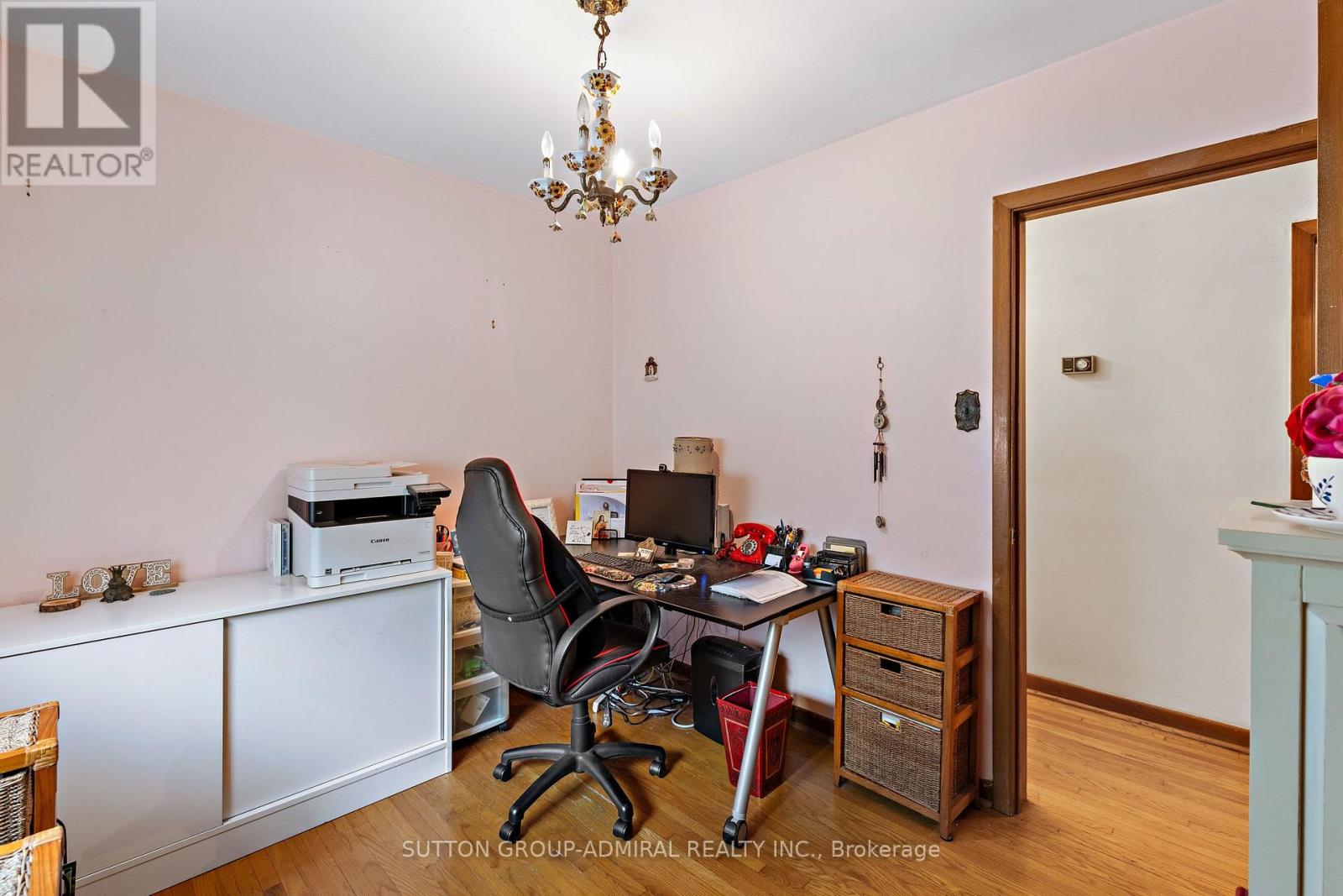 201 DERRYDOWN ROAD - 25