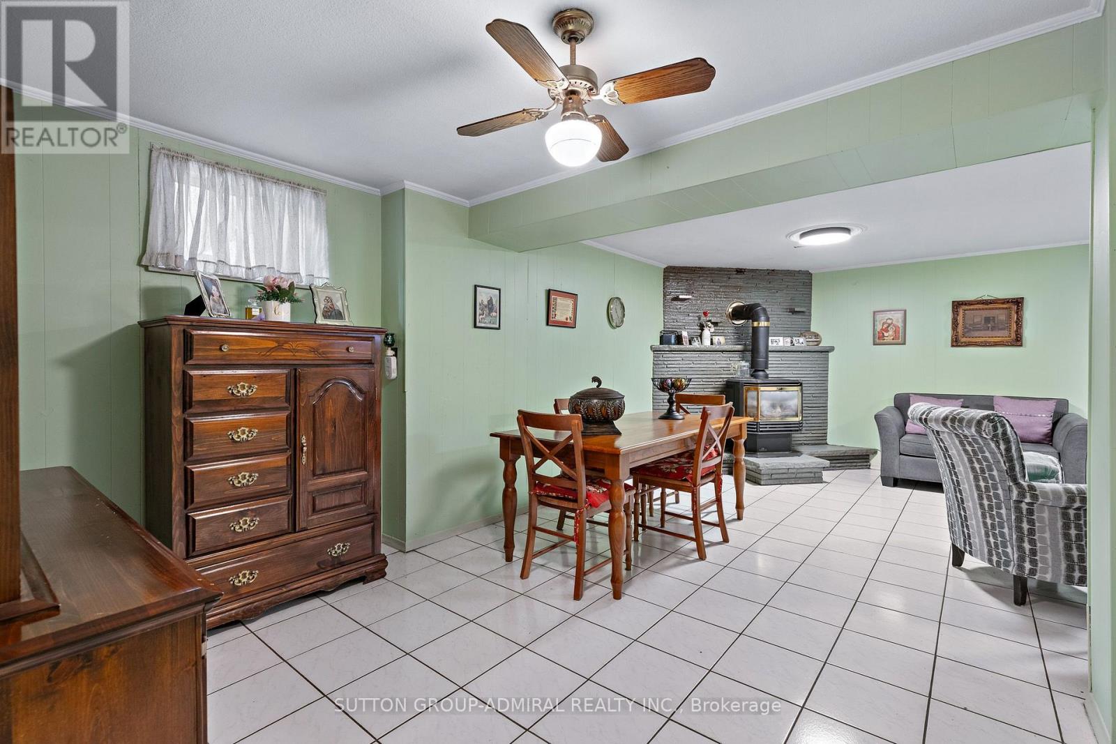 201 DERRYDOWN ROAD - Image 31